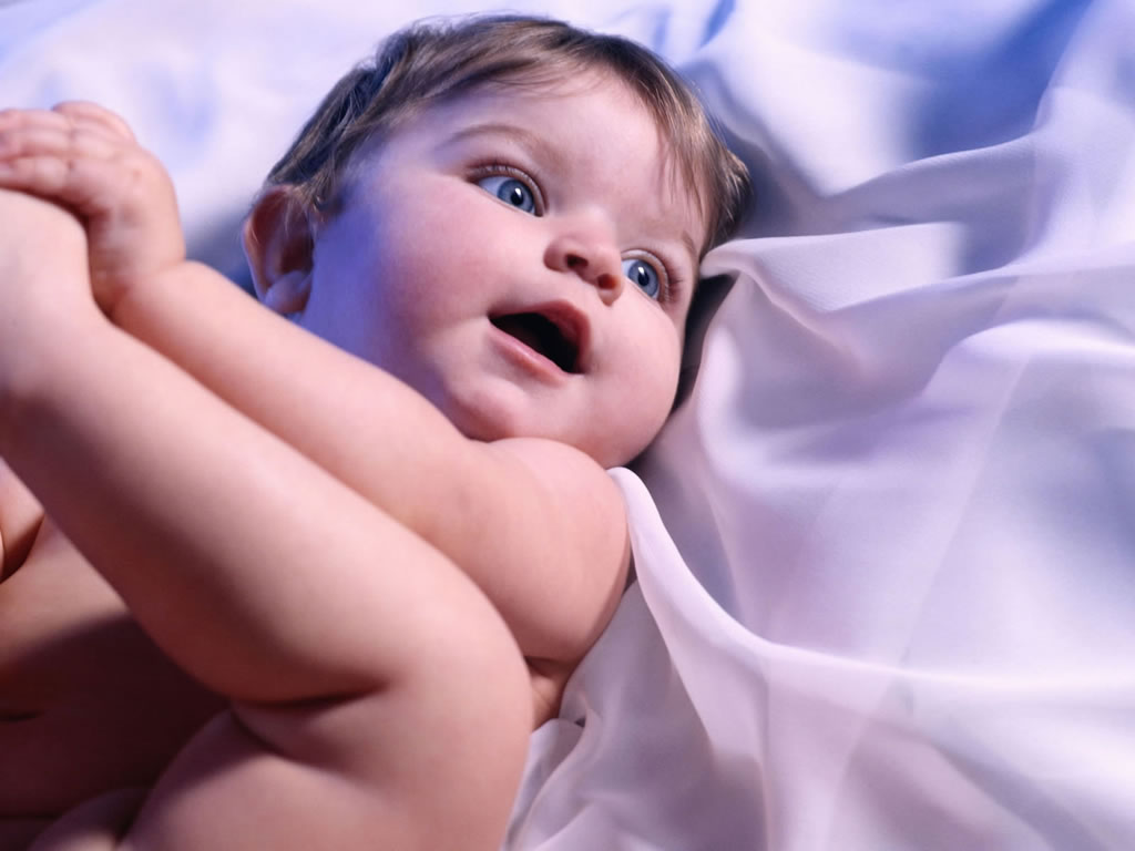 Baby Nursery Wallpaper - Desktop Background Free Download Hd Cute Baby - HD Wallpaper 