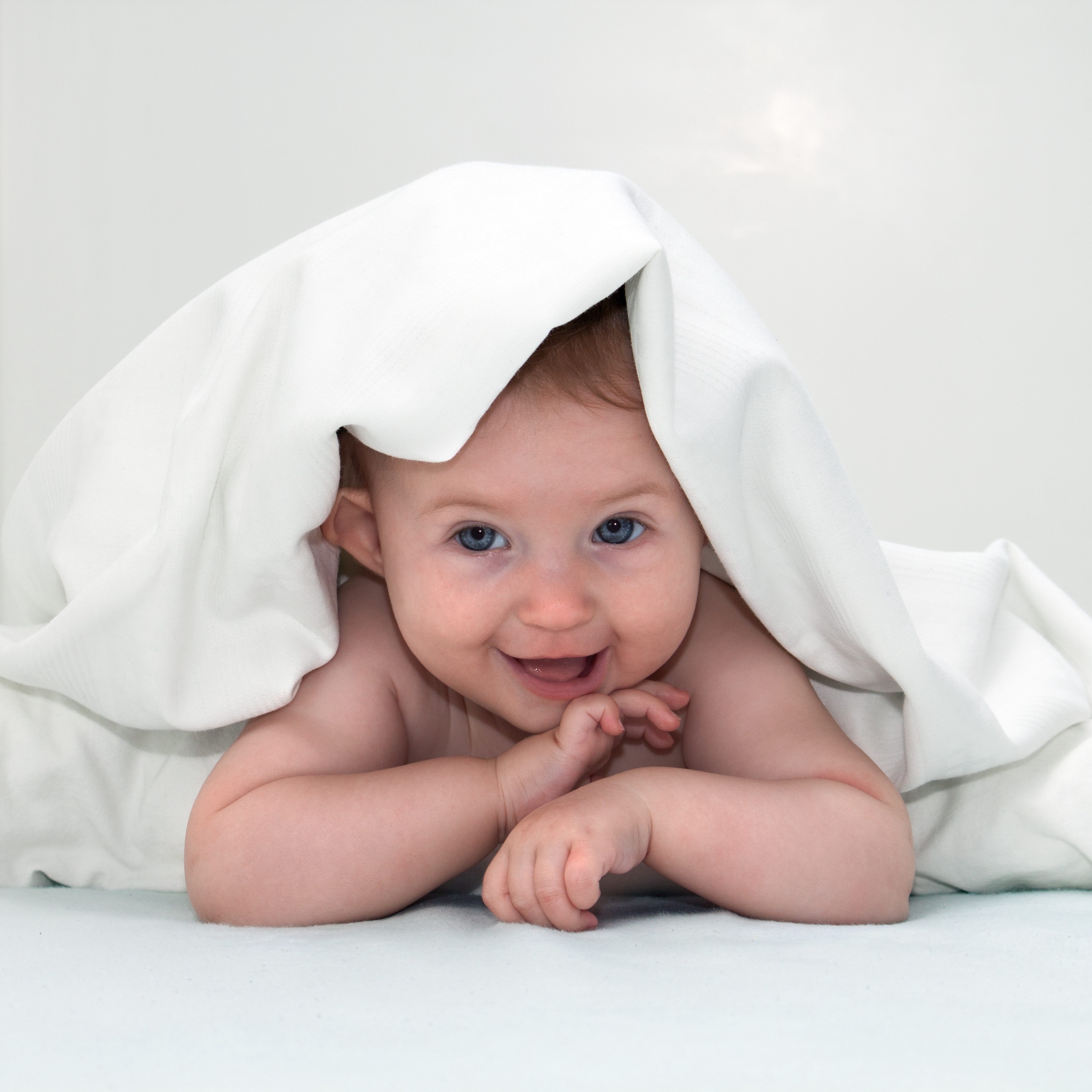 Wallpaper Baby, Blue Eyes, Blanket, Smile - Good Morning Baby Hd - HD Wallpaper 
