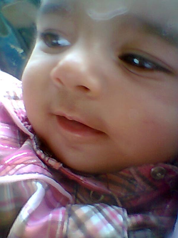 Cute Baby Photos That Will Put Smile On Your Face - Baby - HD Wallpaper 