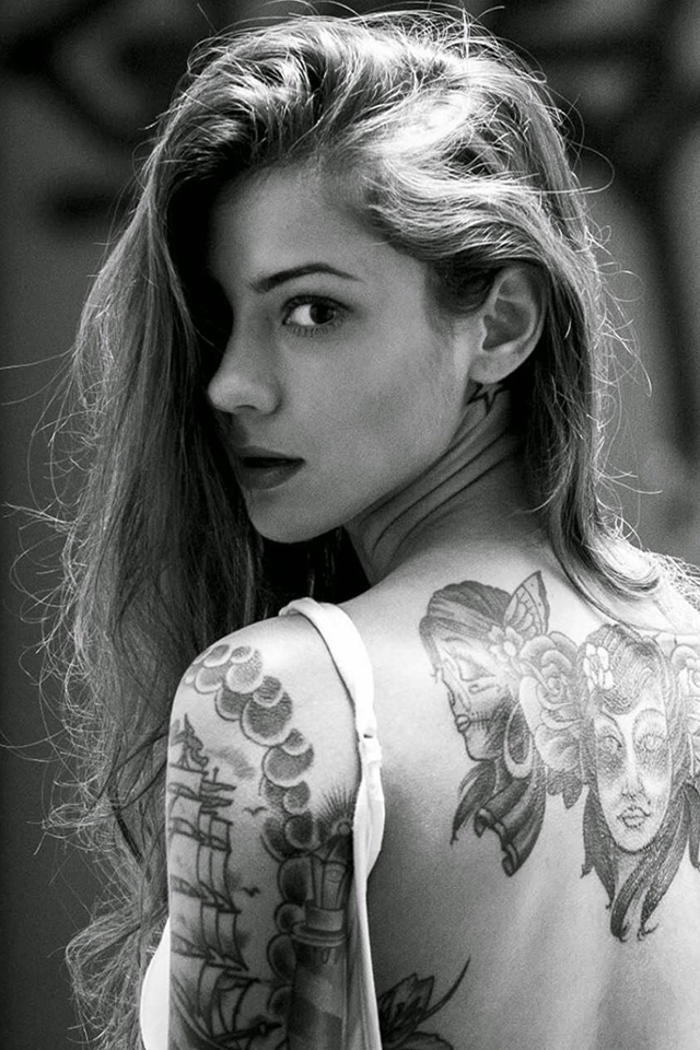 Beautiful Girl Tattooed Back Iphone 4s Wallpaper - Girl Tattoos Wallpaper Hd - HD Wallpaper 