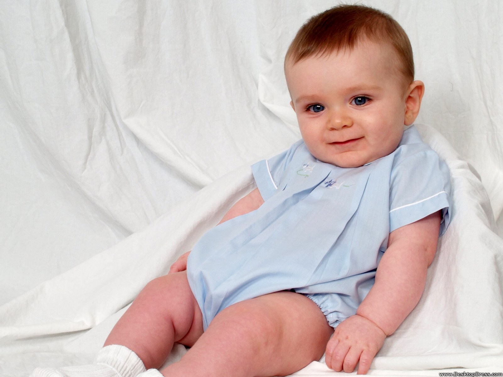 Loveable Baby Boy - Cute Baby Wallpapers Hd In Boys - 1600x1200 Wallpaper -  