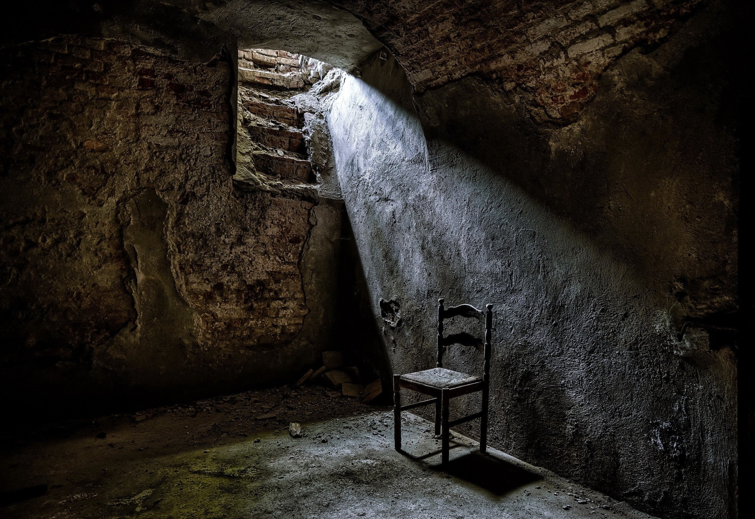 2560x1762, Cellars Sunlight Chair Wallpaper And Background - Escape Room Goslar Vistory - HD Wallpaper 