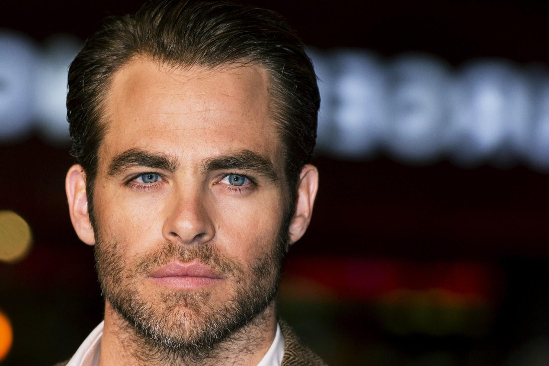 Hd Chris Pine Background Hd Wallpaper - Human - HD Wallpaper 