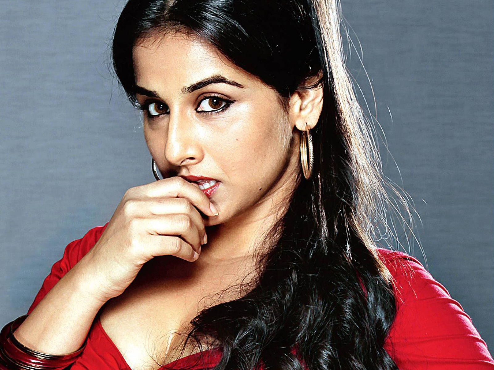 Vidya Balan In Dirty - HD Wallpaper 