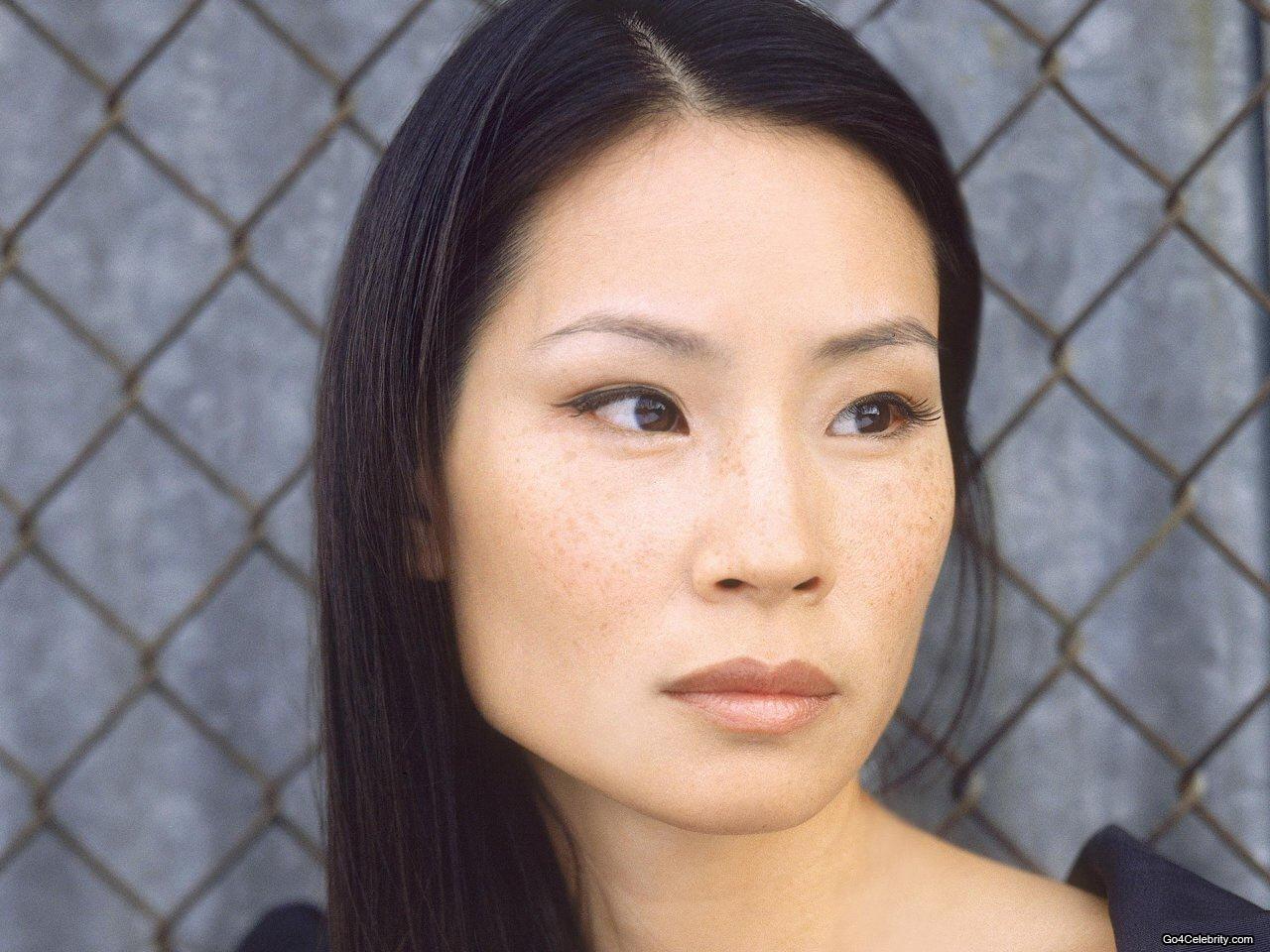 Lucy Liu - Sherlock Holmes Asian Girl - HD Wallpaper 