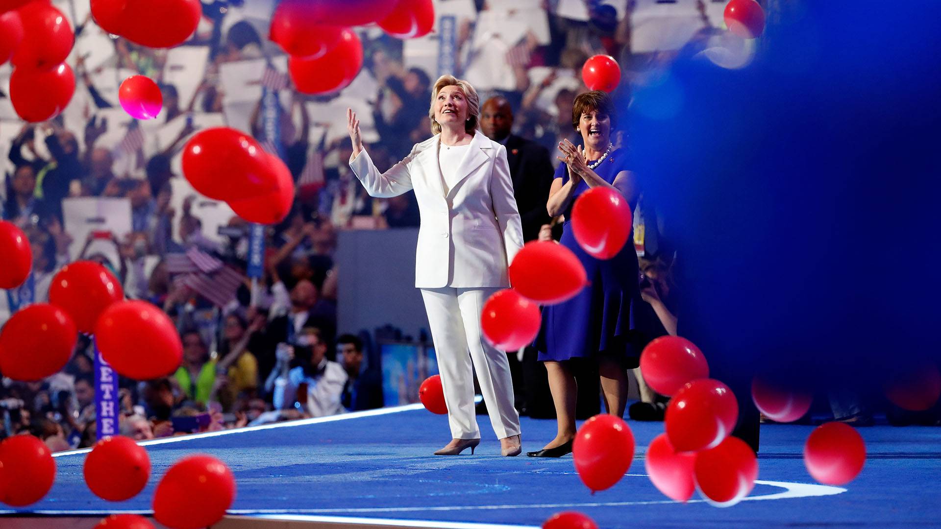 Hillary Clinton Dnc 2016 - HD Wallpaper 
