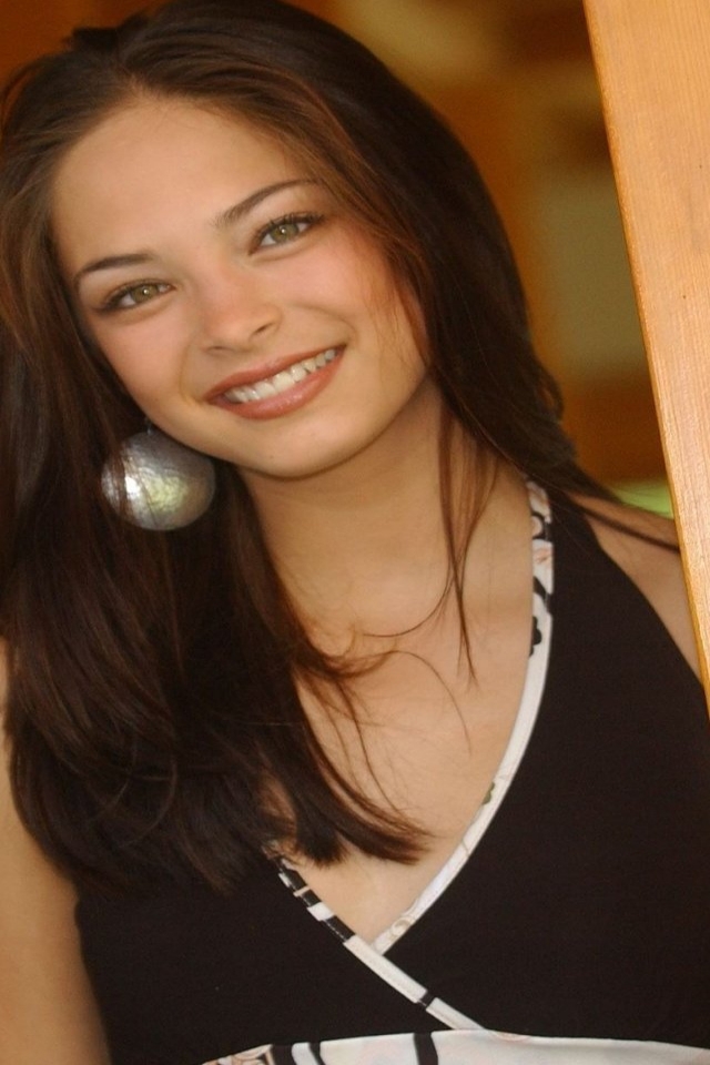 Cute Kristin Kreuk For 640 X 960 Iphone 4 Resolution - Kristin Kreuk Cute - HD Wallpaper 