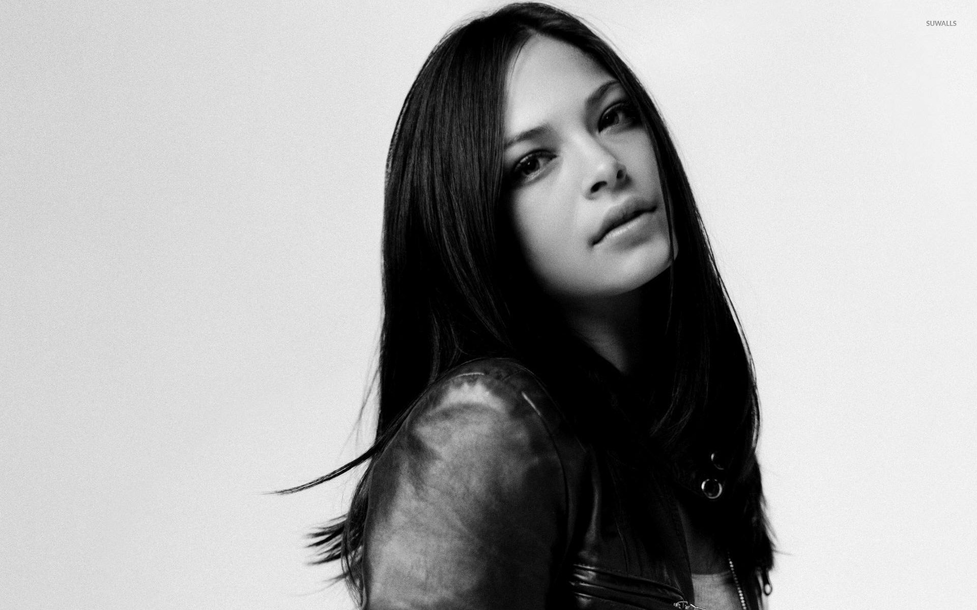 Kristin Kreuk Wallpaper - HD Wallpaper 