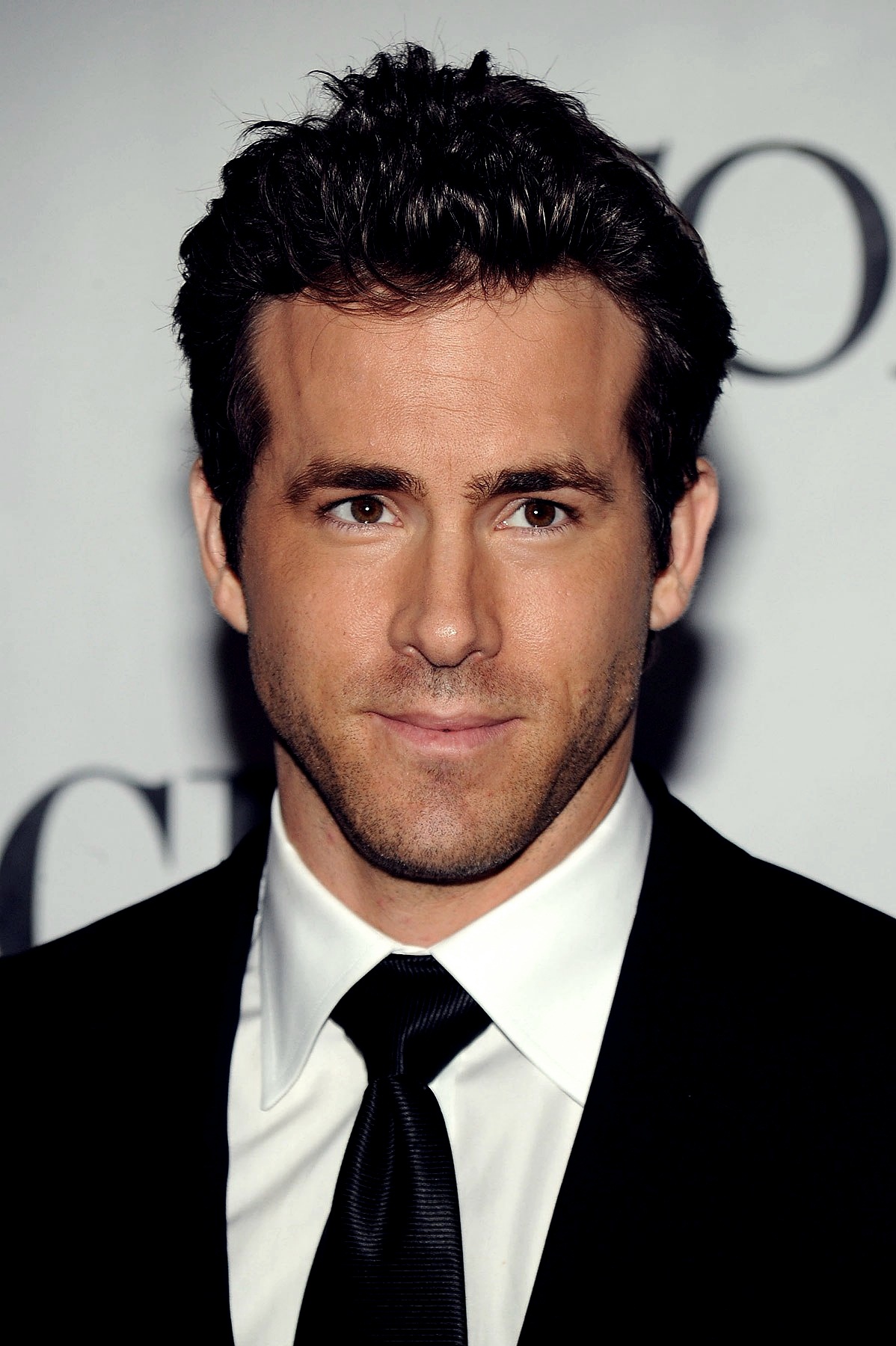 Preview Ryan Reynolds - HD Wallpaper 