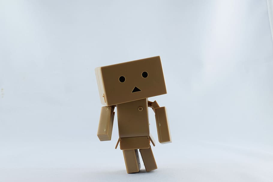 Selective Focus Photography Of Danbo, Kartobot, Mini - HD Wallpaper 