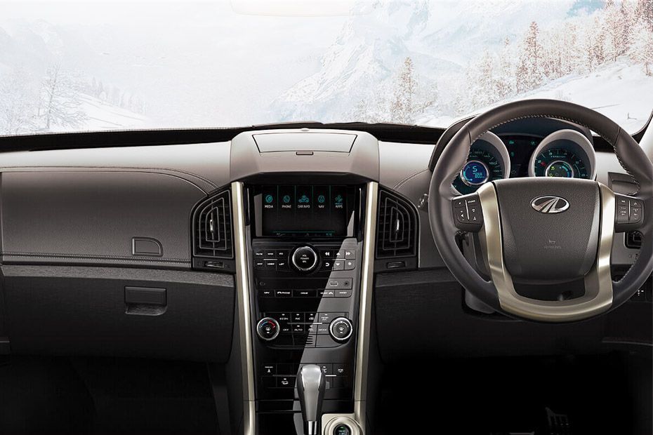 Interior Images - Mahindra Xuv500 - HD Wallpaper 