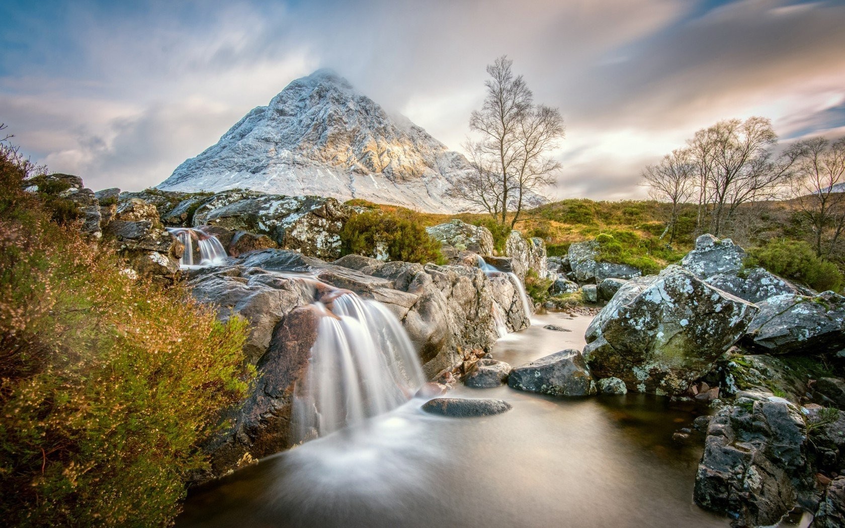 Snowy Mountain With Waterfall - HD Wallpaper 