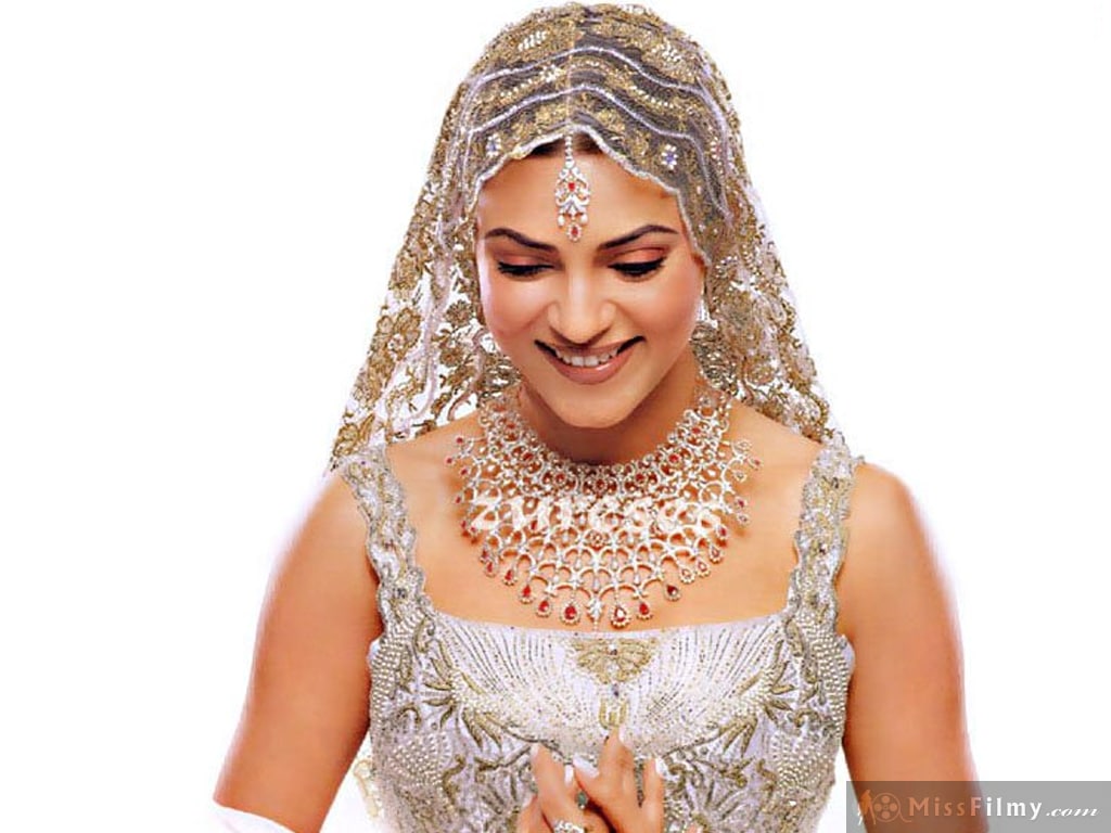 Sushmita Sen Wallpaper - Sushmita Sen And Ricky Martin - HD Wallpaper 