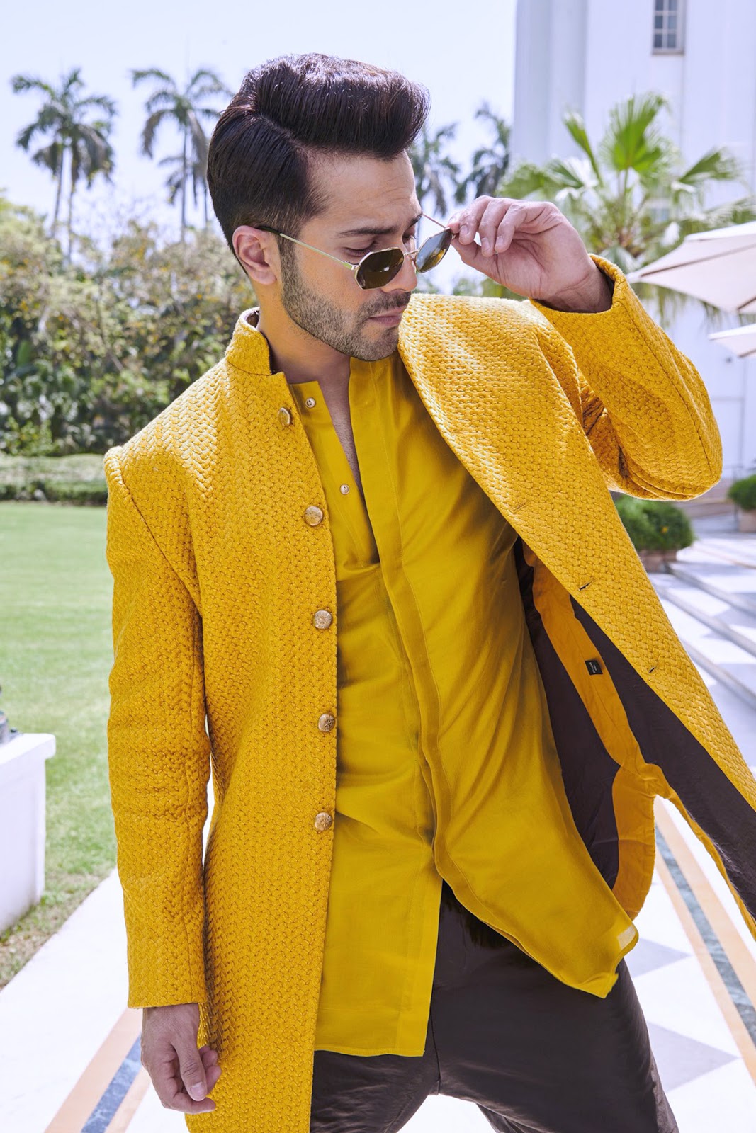 Hd Wallpaper Varun Dhawan - HD Wallpaper 