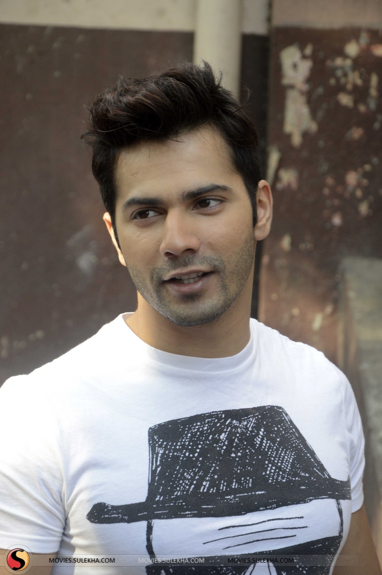Varun Dhawan Spikes Hairstyle - 770x1158 Wallpaper Varun Dhawan Spikes Hairstyle - 770x1158 Wallpaper