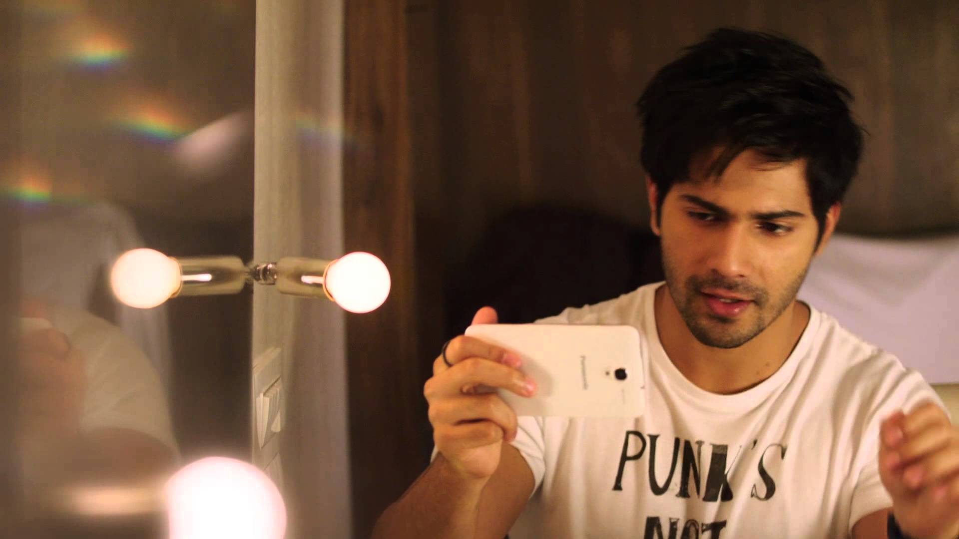 Long Distance Love Quotes Hindi - HD Wallpaper 