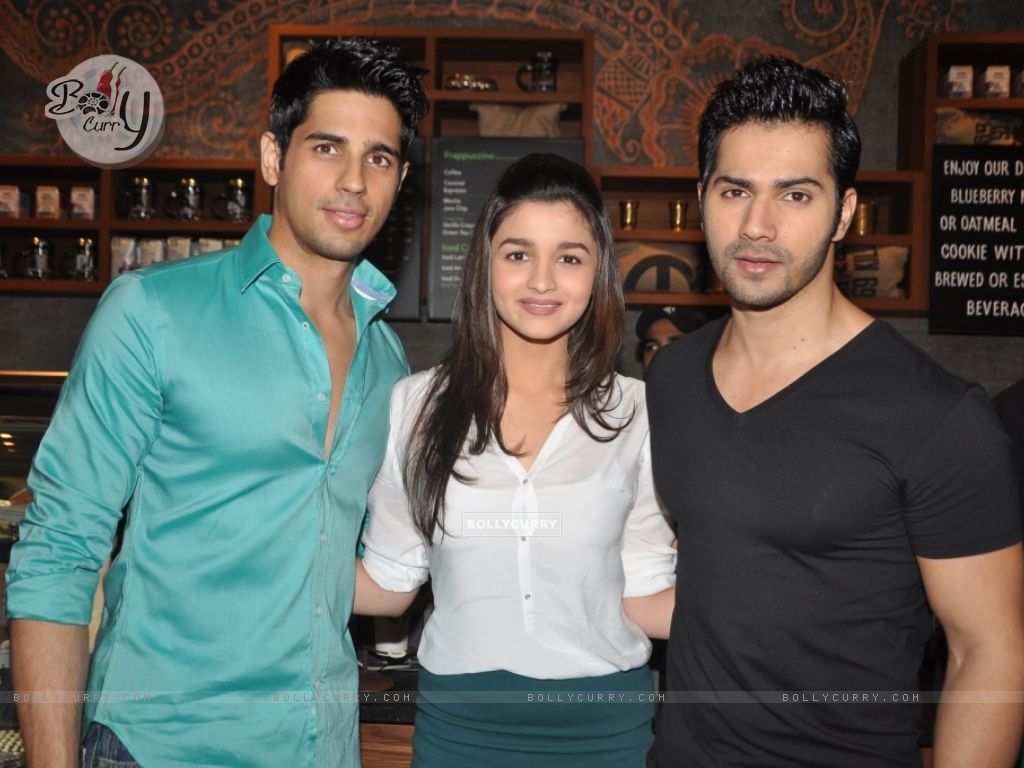 Siddharth Malhotra, Alia Bhatt And Varun Dhawan Were - Alia Bhatt Varun Dhawan Sidharth Malhotra Ka - HD Wallpaper 