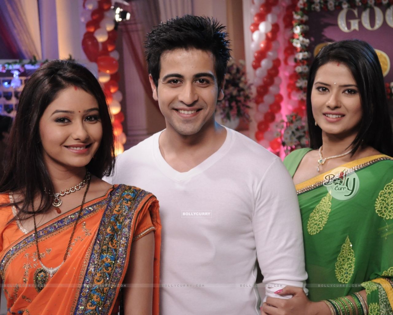 Leena Jumani, Dishank Arora And Kratika Sengar In Punar - Married Again Season 1 Full Story - HD Wallpaper 