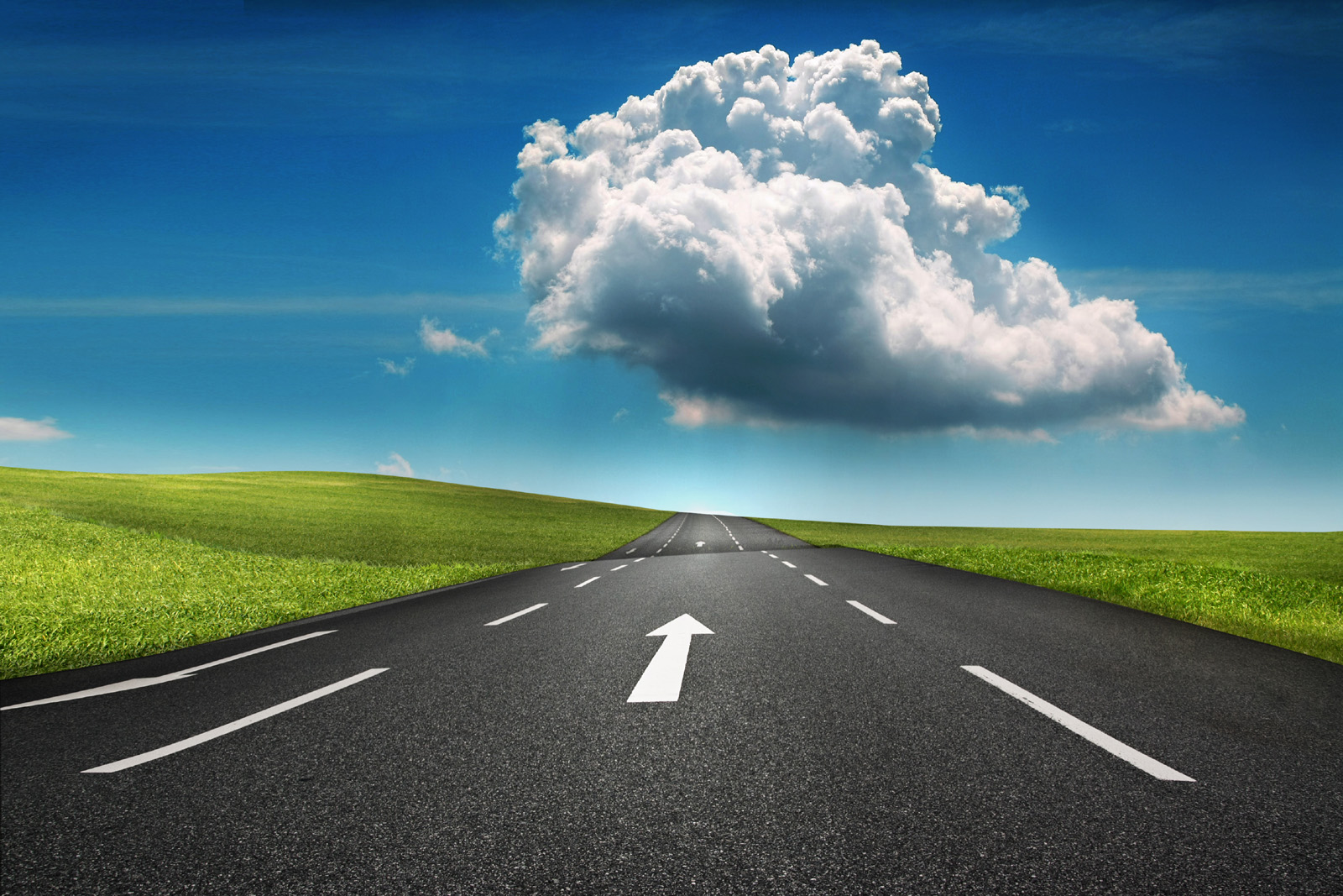 Natural Scenery Blue Sky Highway - Blue Sky Highway - HD Wallpaper 