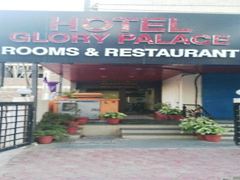 Hotel Prem Shanti - Oyo 11945 Hotel Glory Palace - HD Wallpaper 
