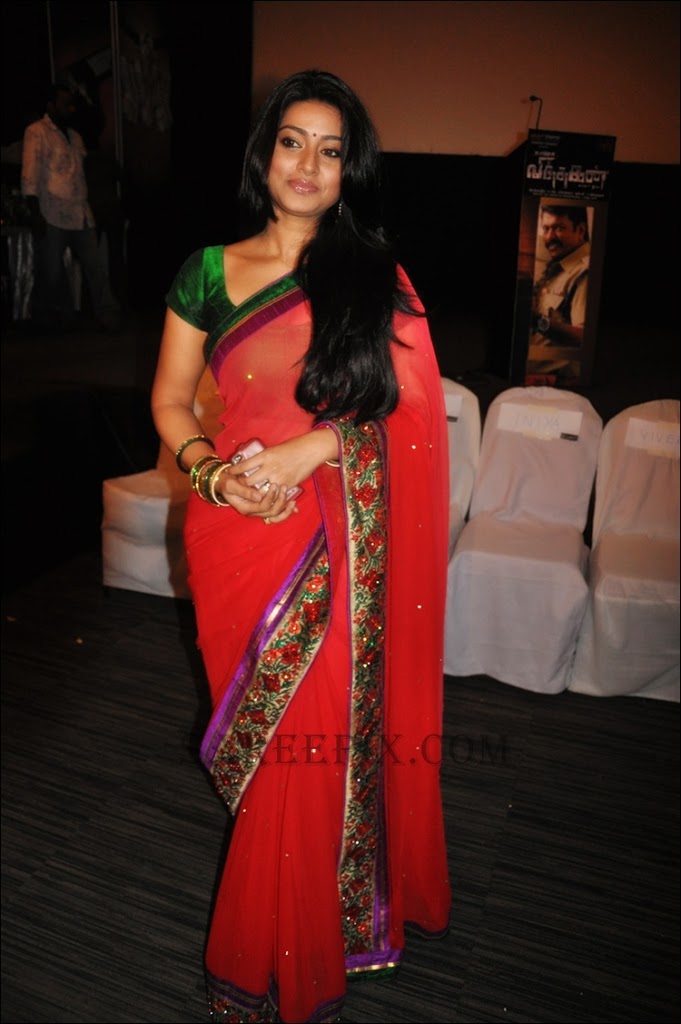 Sneha In Red Transparent Designer Saree - Sneha In Transparent Saree - HD Wallpaper 
