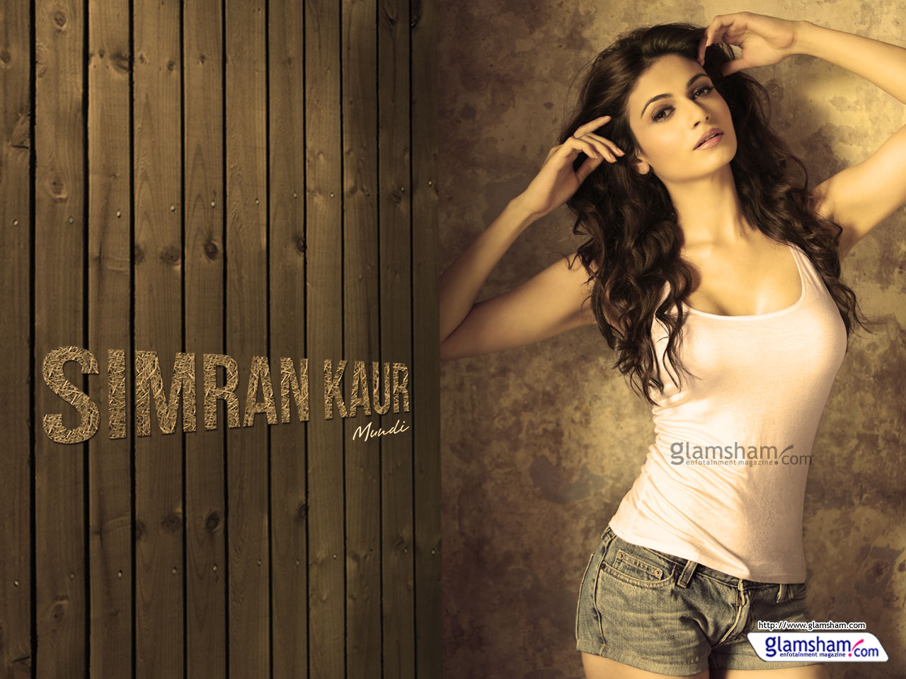 Hot And Sexy Simran Kaur Mundi - HD Wallpaper 