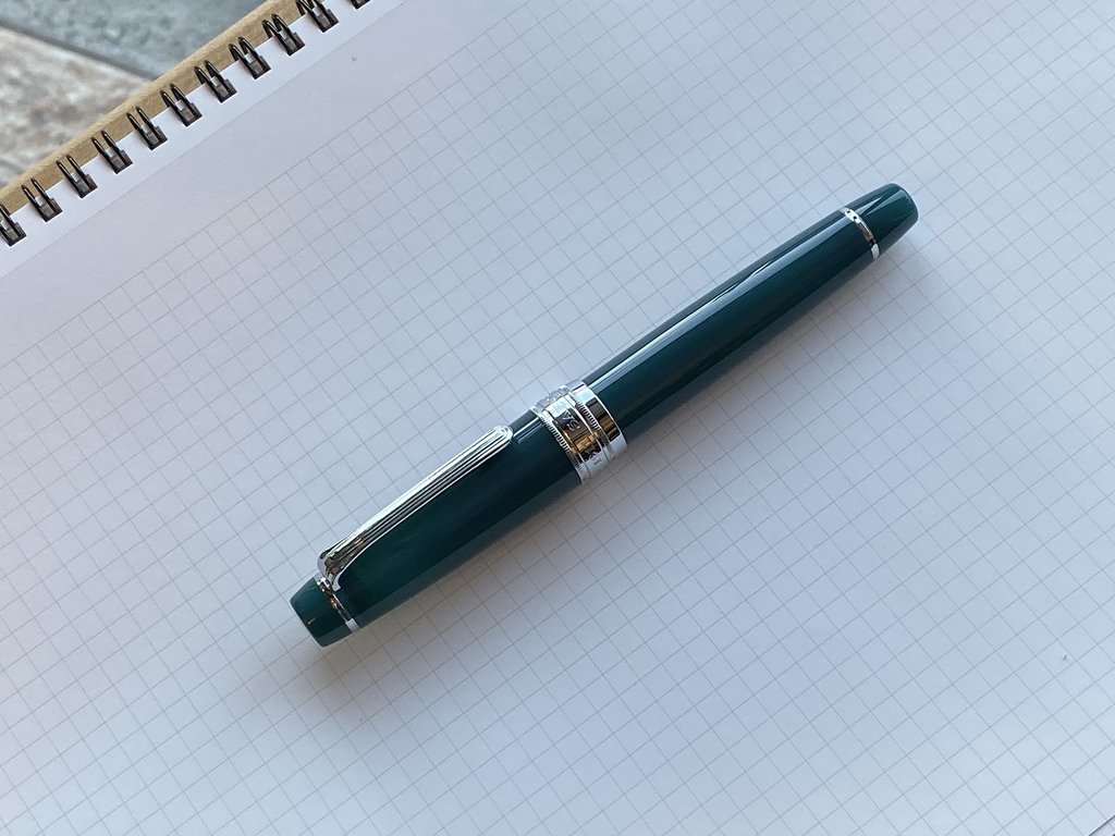 Metal - HD Wallpaper 