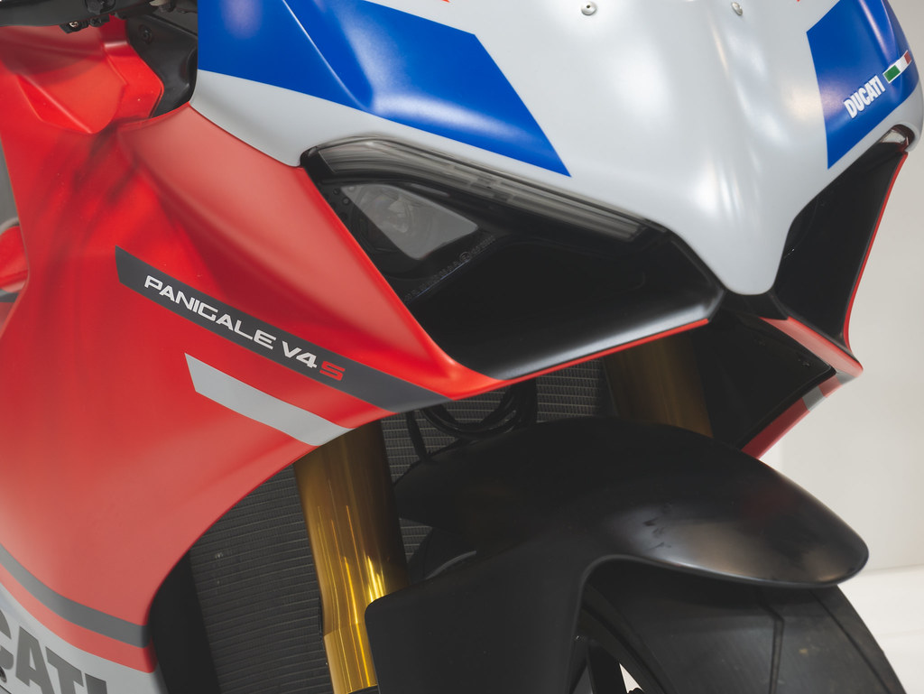Motorcycle - HD Wallpaper 
