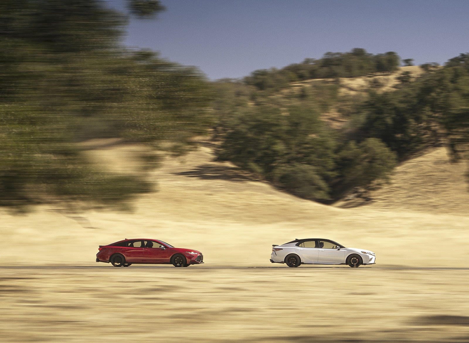 2020 Toyota Avalon Trd And Camry Trd Wallpapers - HD Wallpaper 