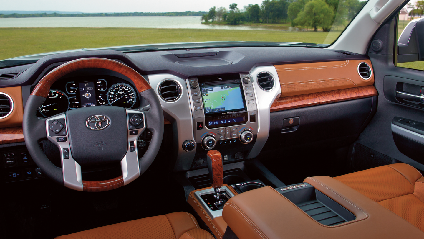 2019 Toyota Tundra Premium Brown Leather Interior Hd - Toyota Tundra 2019 Interior - HD Wallpaper 