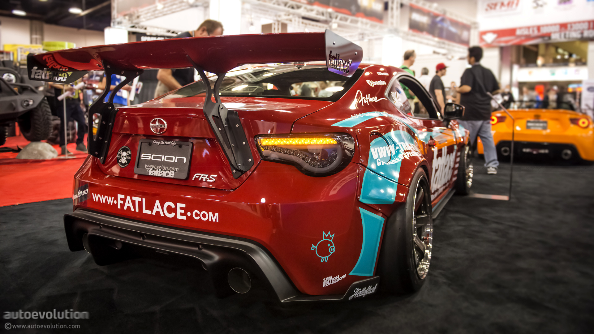 Sports Sedan - HD Wallpaper 