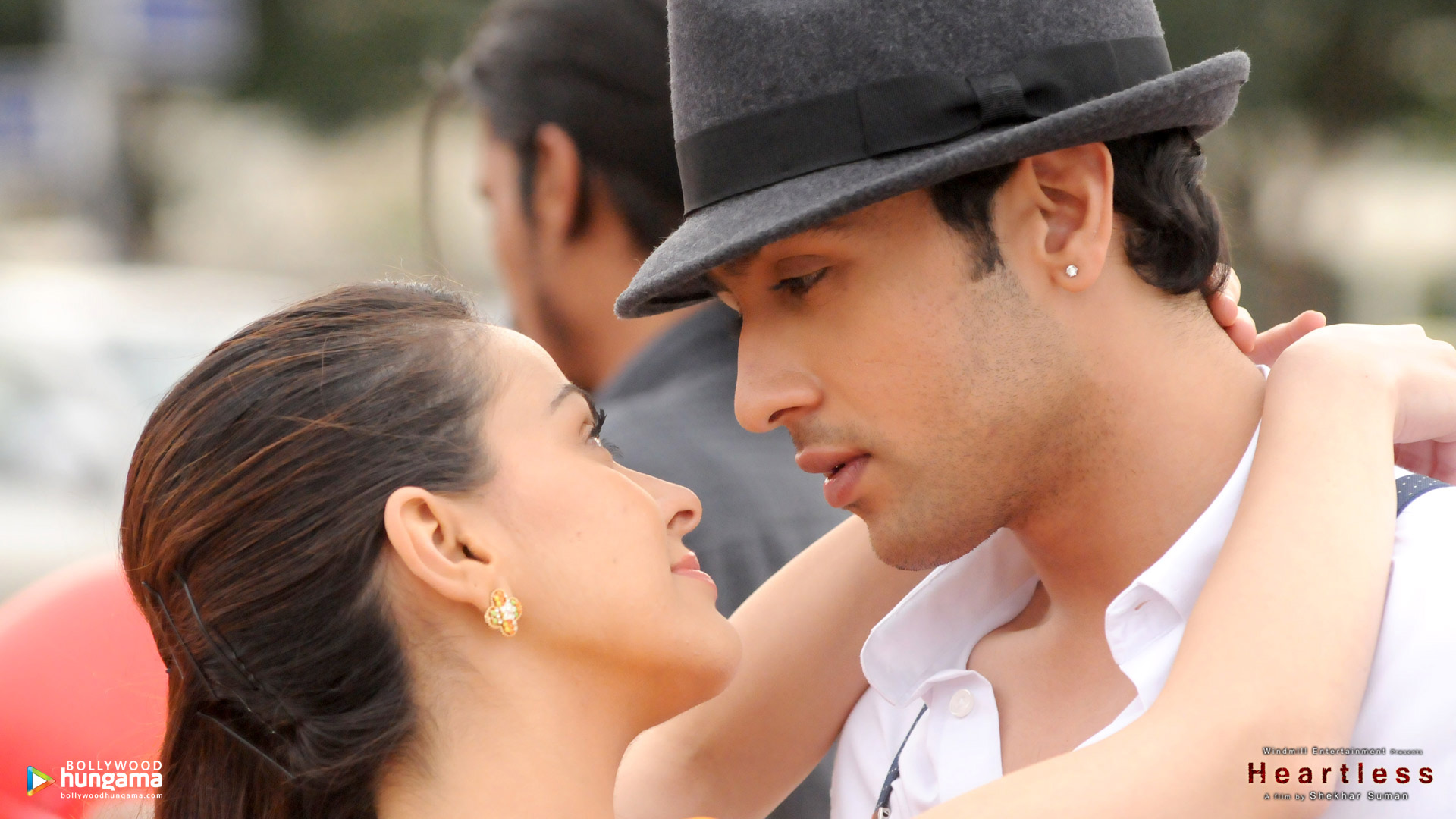 Heartless - Love - HD Wallpaper 