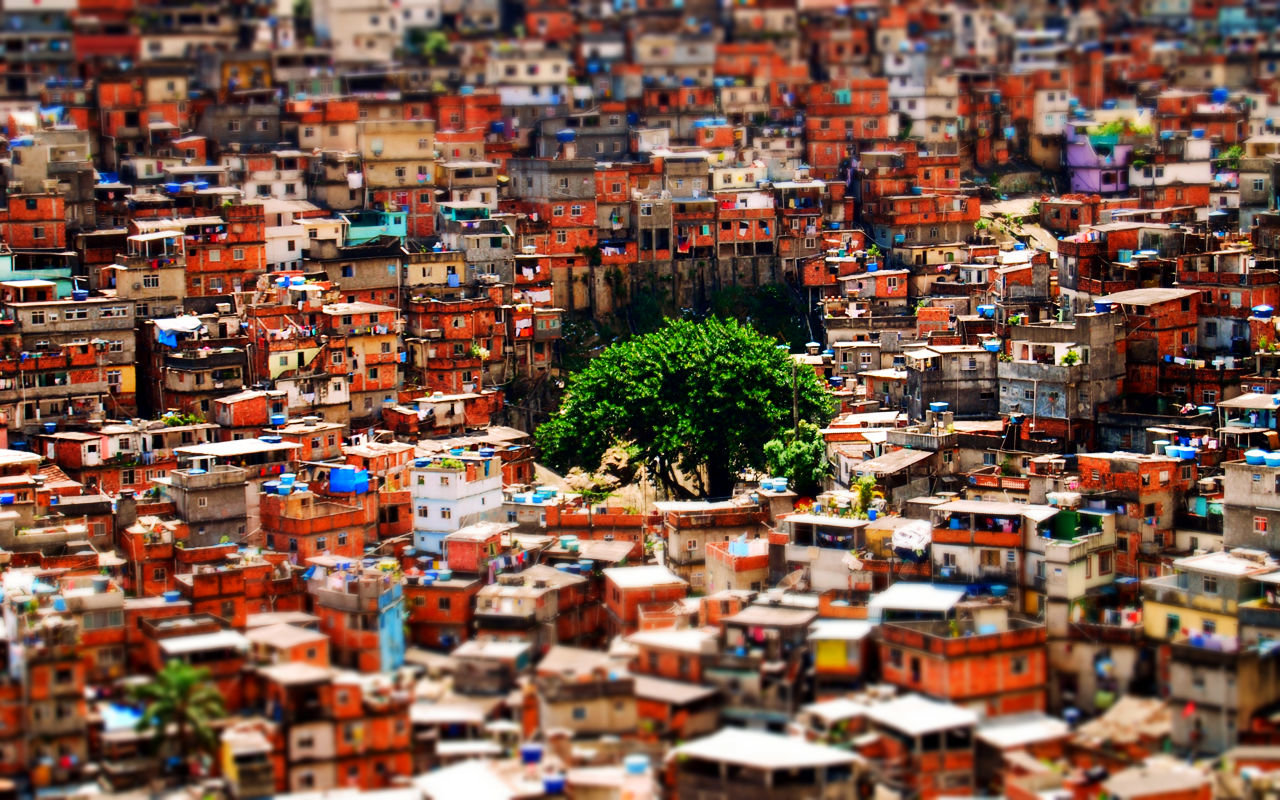 Free Download Tilt Shift Wallpaper Id - Rocinha, Rio De Janeiro - HD Wallpaper 