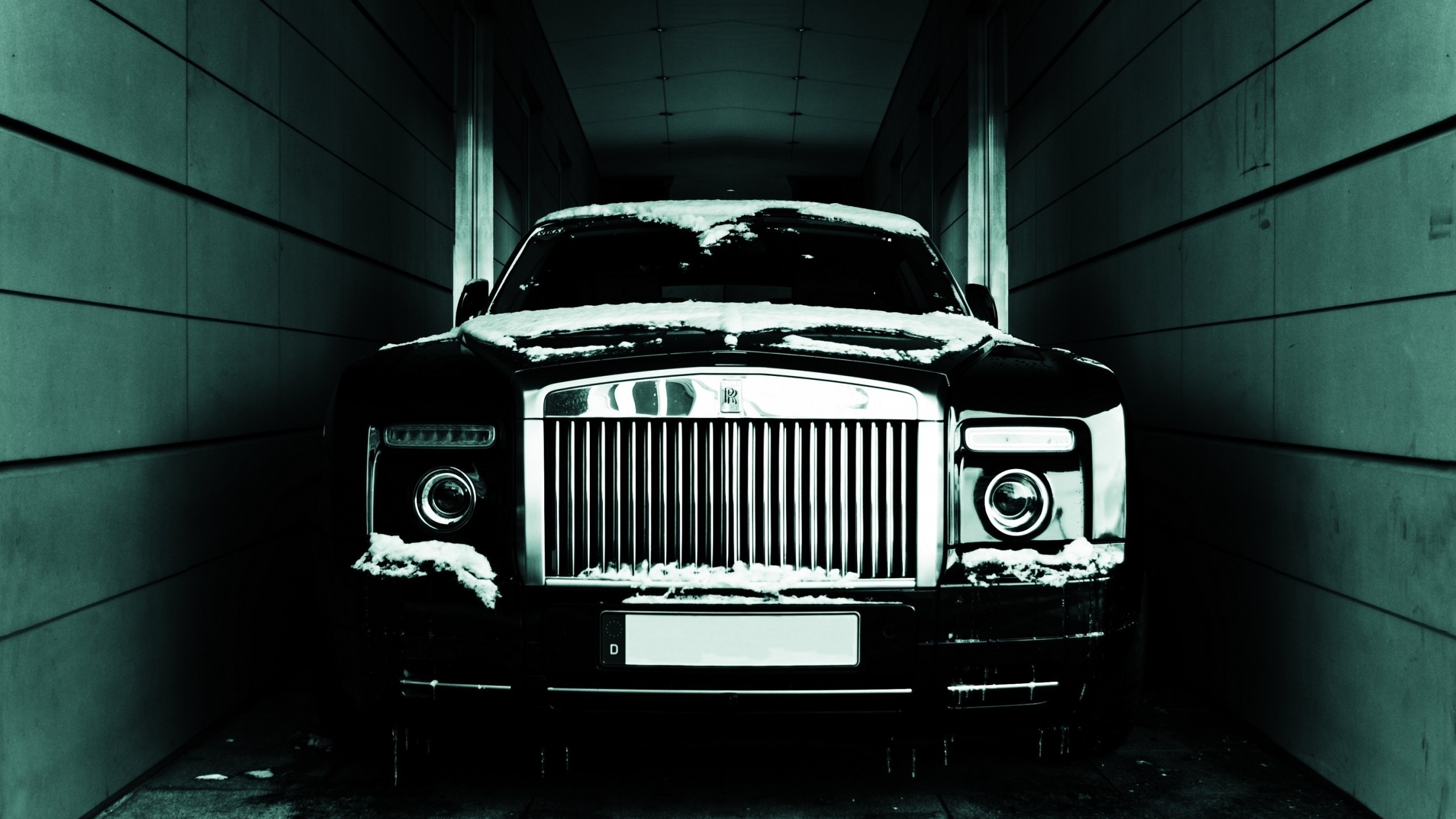 Rolls Royce Poster - HD Wallpaper 