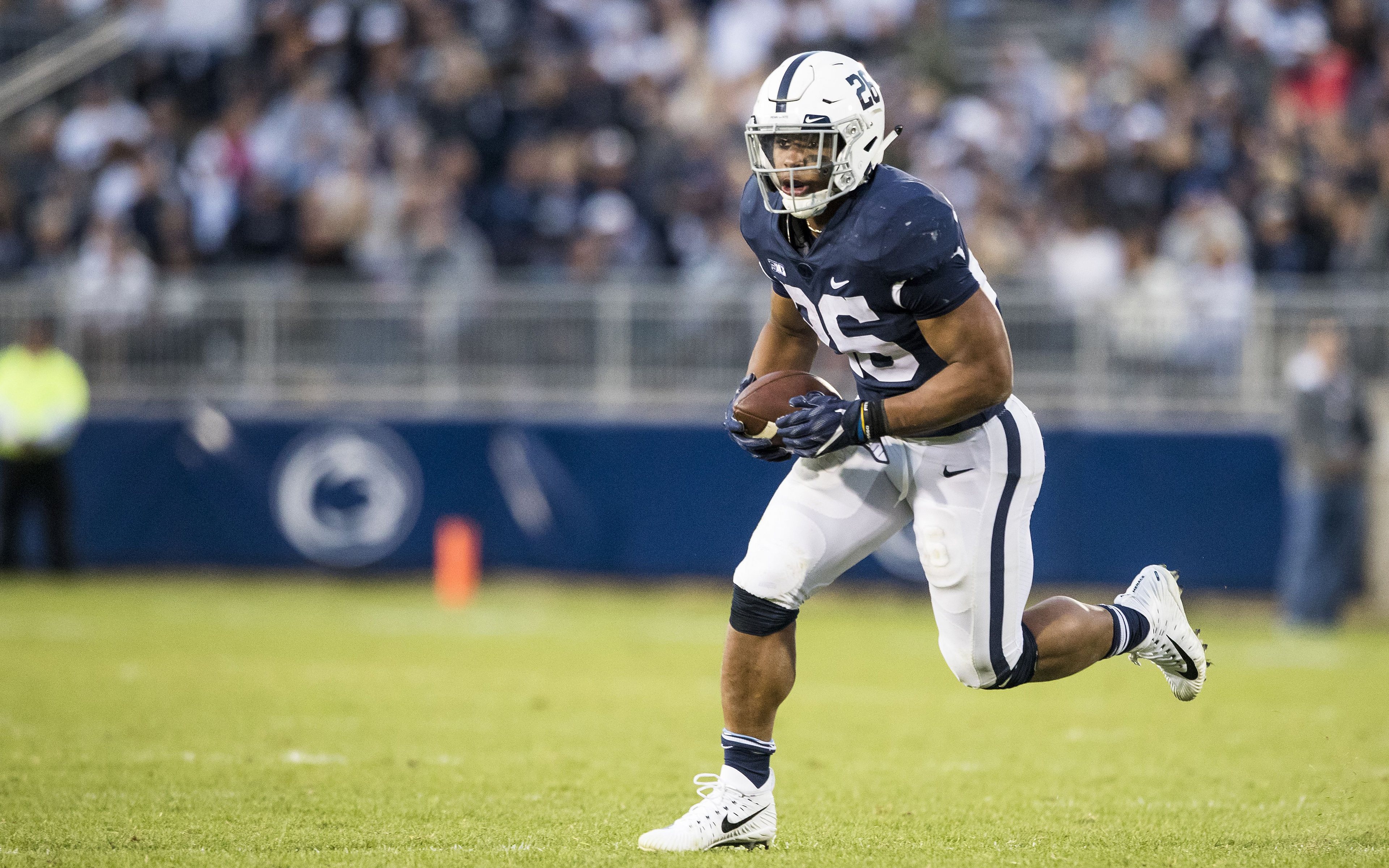 Saquon Barkley, American Football, Penn State Nittany - Sprint Football - HD Wallpaper 
