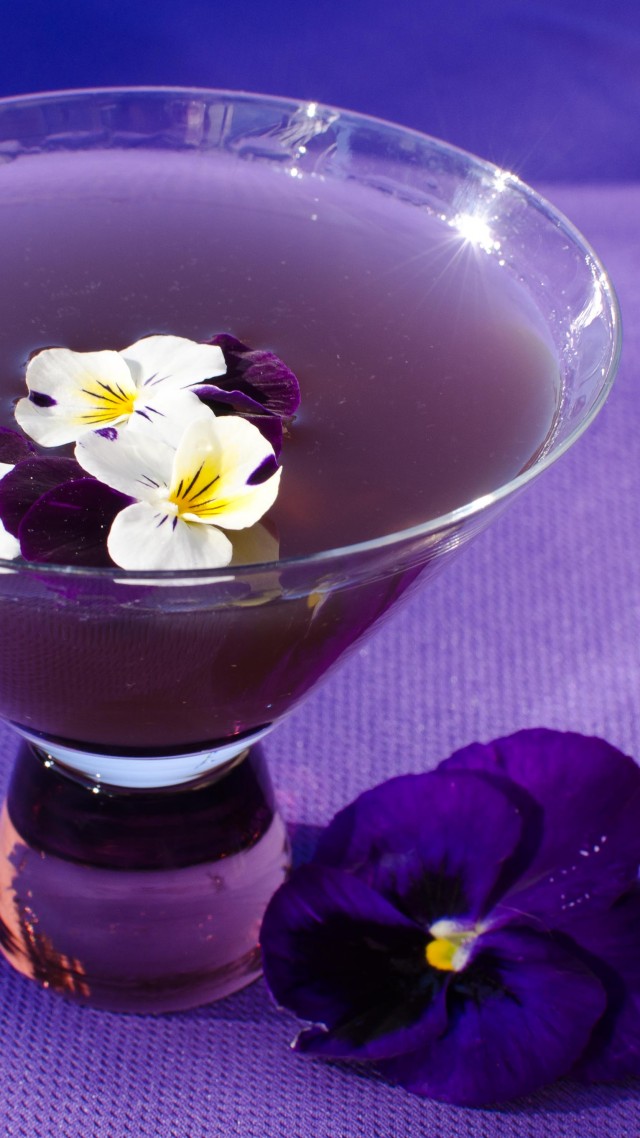 Violet Cocktail - HD Wallpaper 