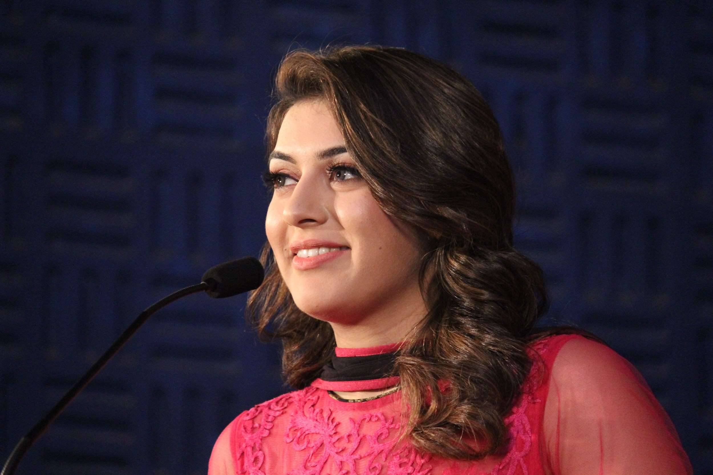 Hansika Stills At Aranmanai Tamil Movie Audio Launch - Hansika Motwani Full Hd Potos - HD Wallpaper 