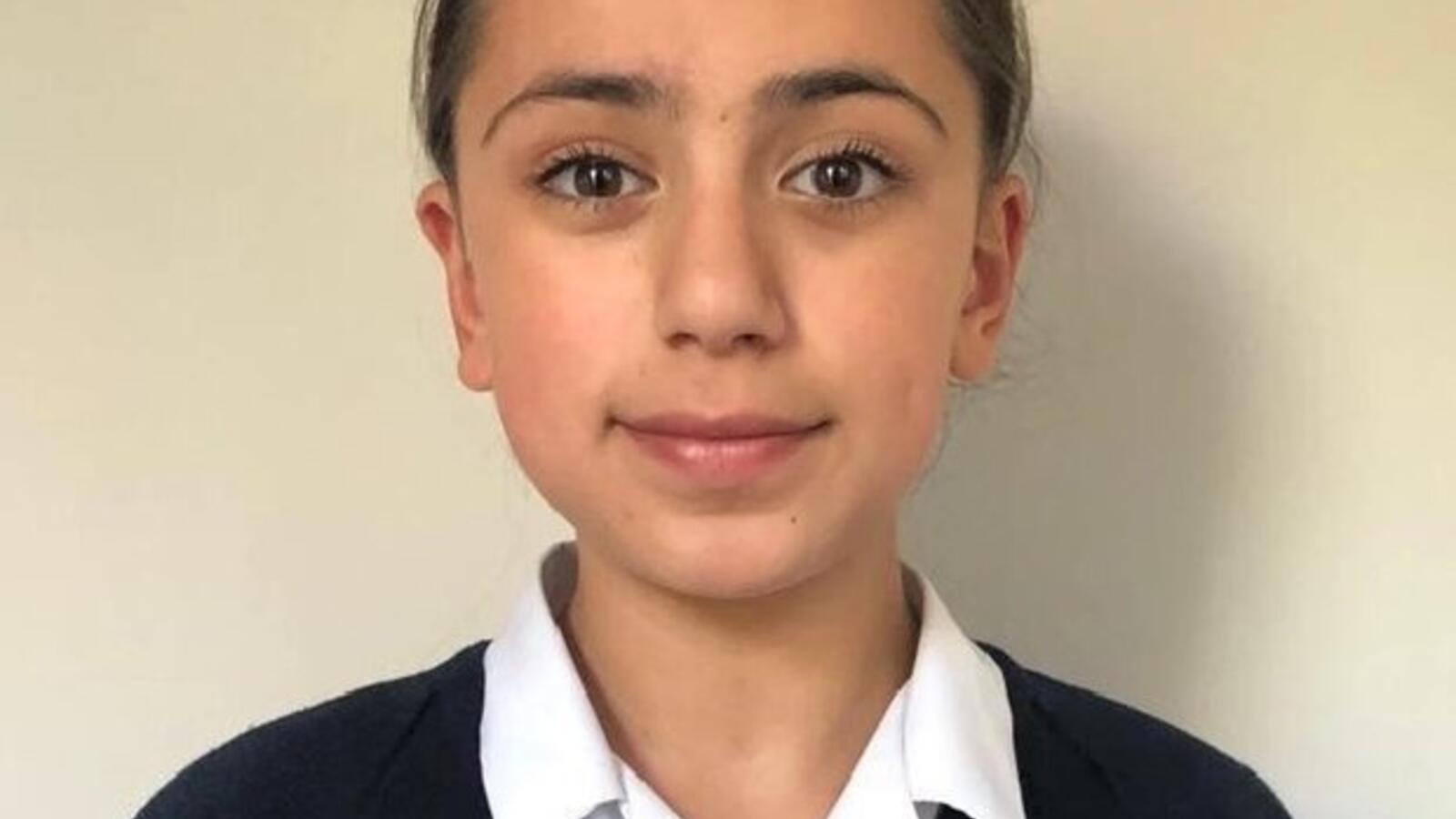 Tara Sharif S Iq Level Stands At - Tara Sharif Irani Girl - HD Wallpaper 