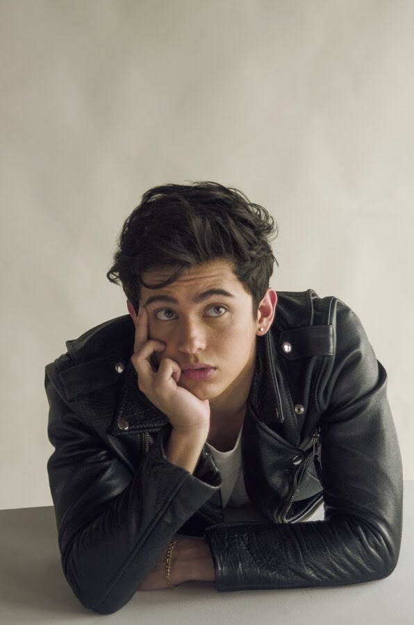 Boy And James Reid Image - James Reid - HD Wallpaper 