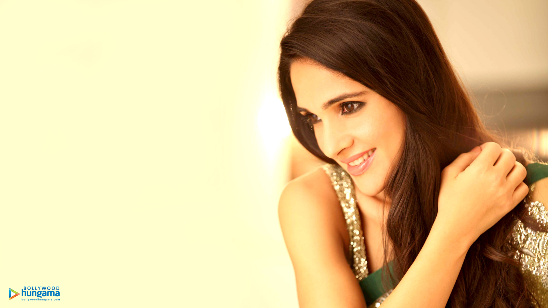 Tara Sharma - Tara Sharma Hd - HD Wallpaper 