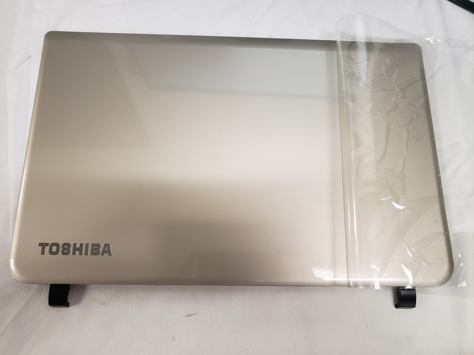 New Toshiba Satellite L55 B L50 B Lcd Back Cover A000295340 - Netbook - HD Wallpaper 