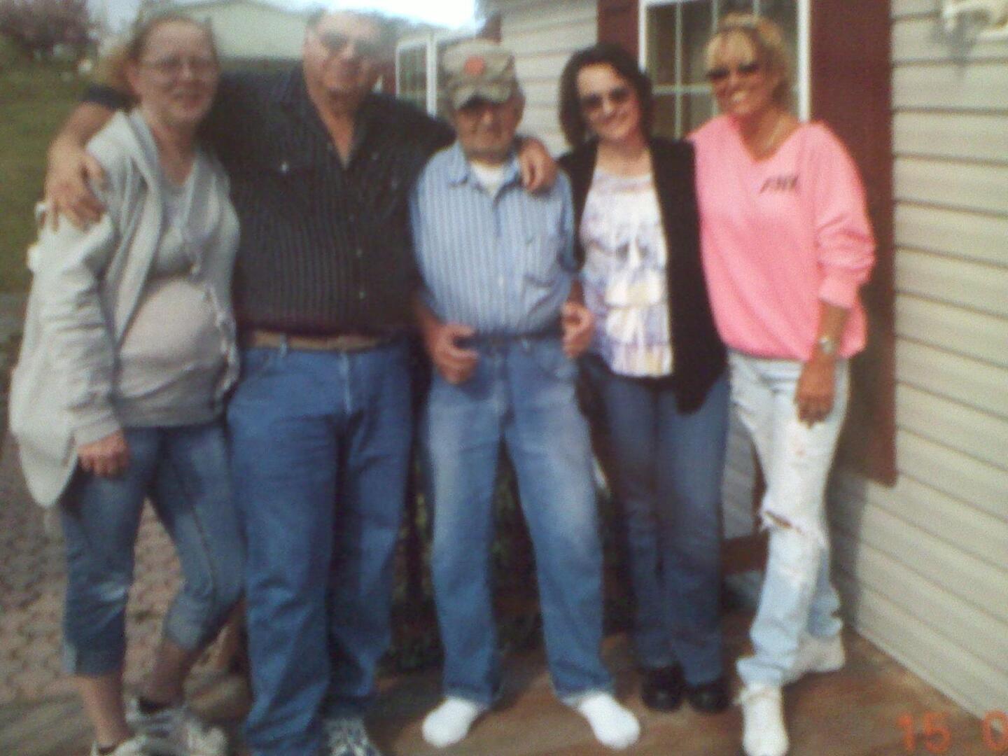 James Reid - Social Group - HD Wallpaper 