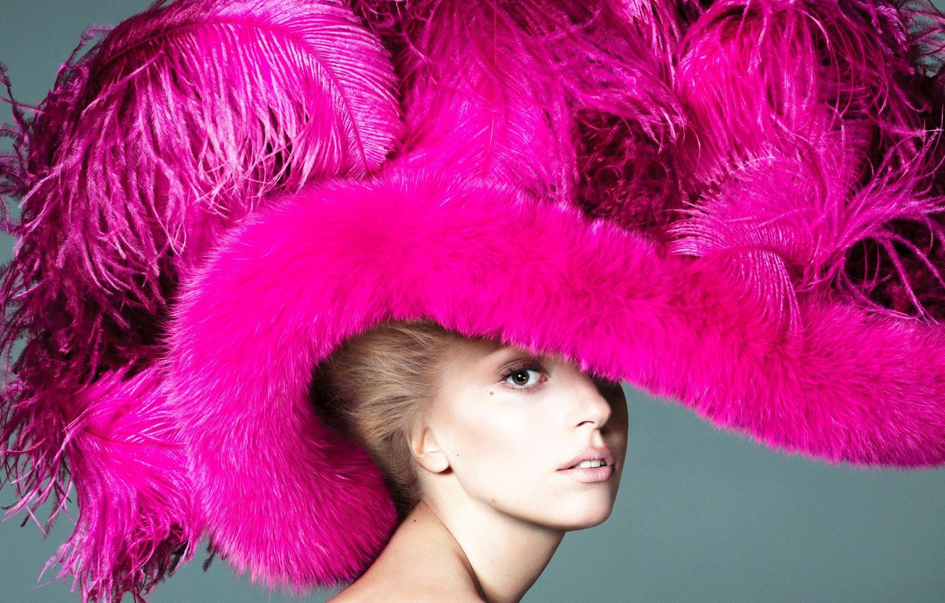 Photo Wallpaper Portrait, Lady Gaga, Shocking - Party Hat - HD Wallpaper 