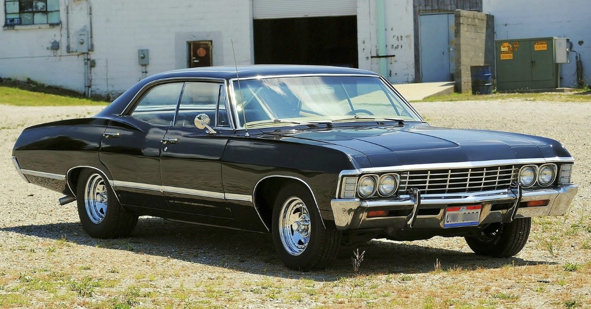 Supernatural Chevrolet Impala 1967 - HD Wallpaper 