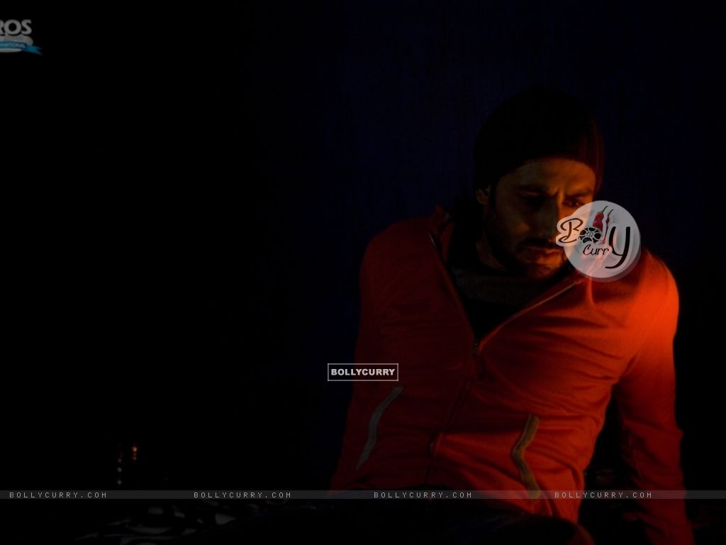 Shocking Abhishek In Drona Size - Eros International - HD Wallpaper 