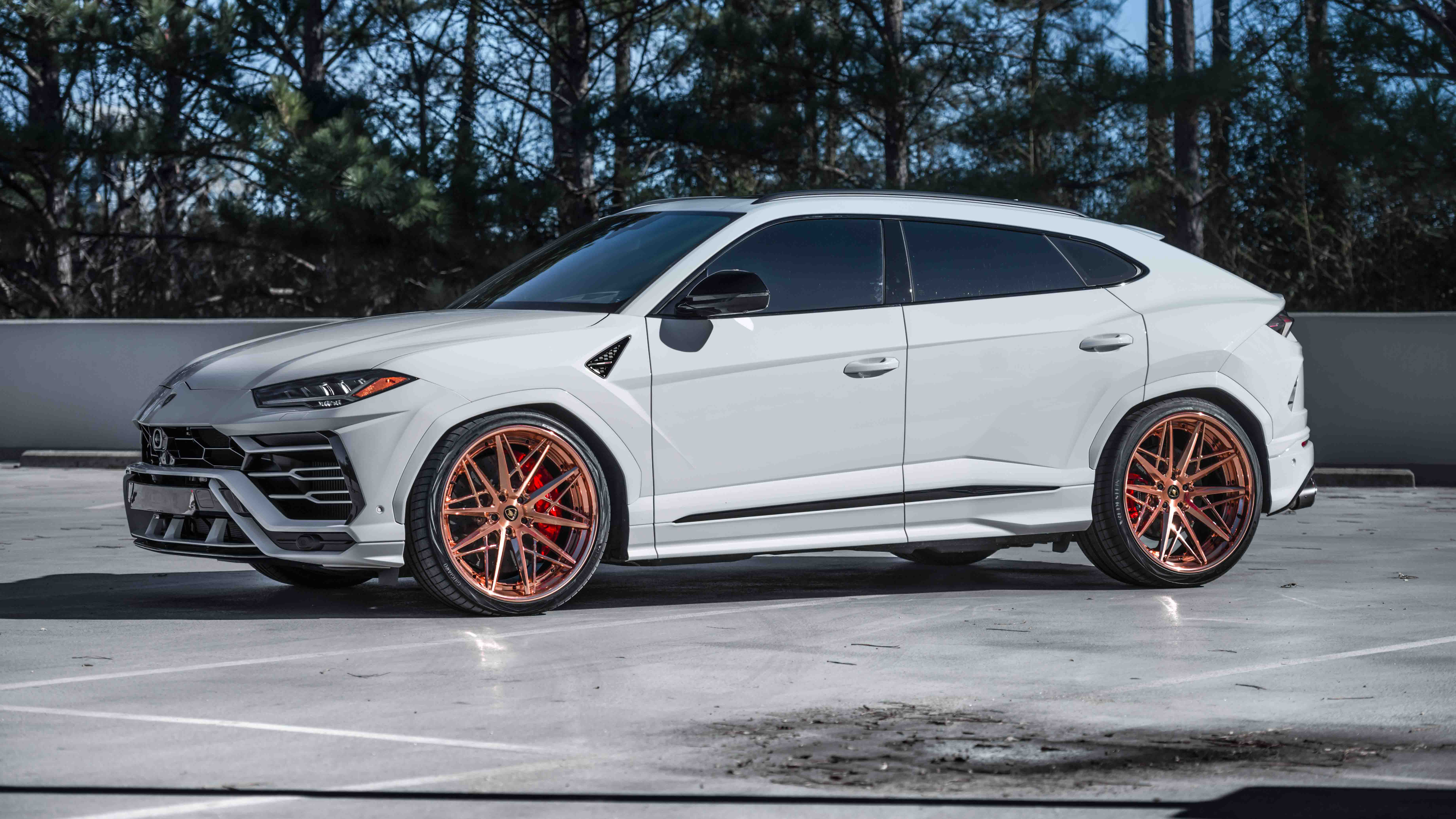 Lamborghini Urus 2019 - Lamborghini Urus Rose Gold - HD Wallpaper 