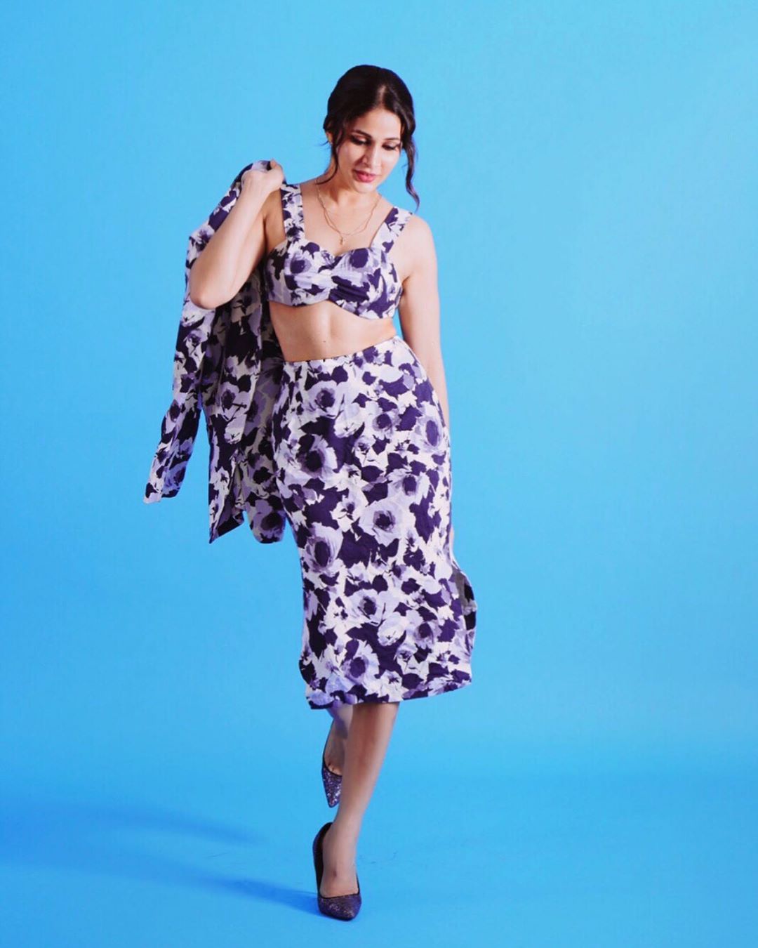 Lavanya Tripathi Hd Wallpapers - Lavanya Tripathi - HD Wallpaper 