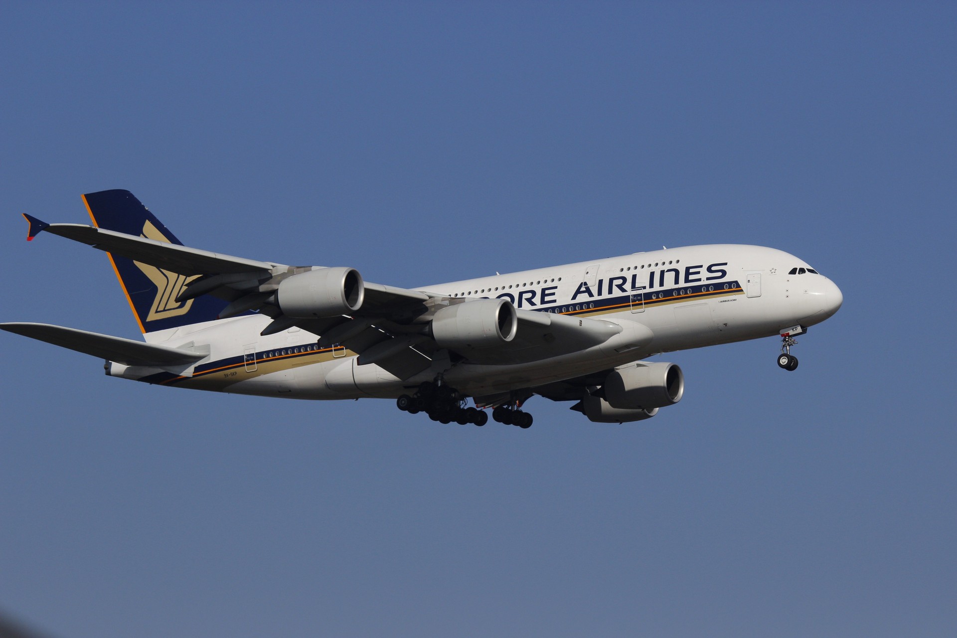 Singapore Airlines Airbus A380 - Singapore Airlines - HD Wallpaper 