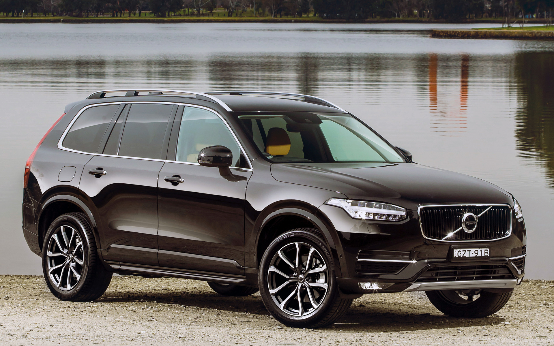 Volvo Xc90 - HD Wallpaper 