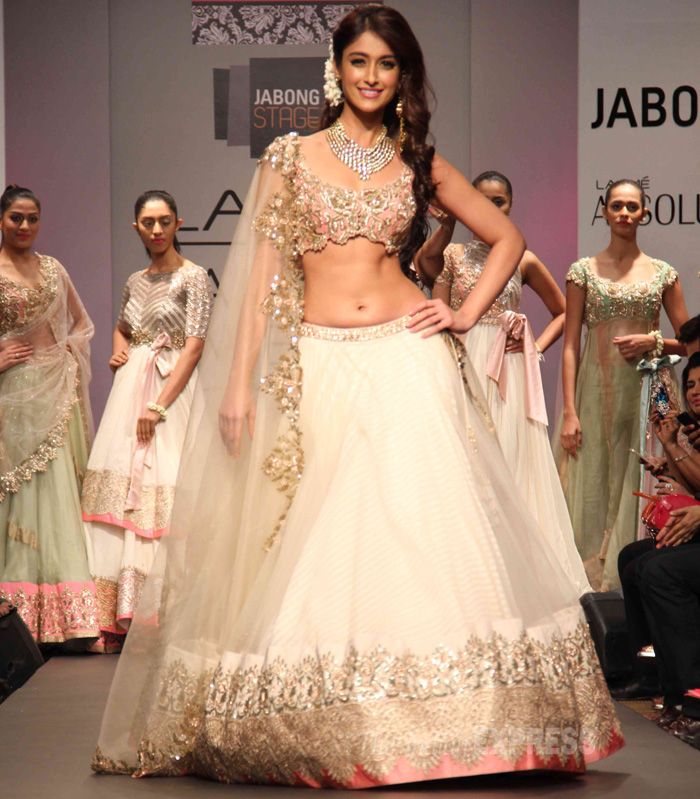 Make Up On Lehenga Choli - HD Wallpaper 